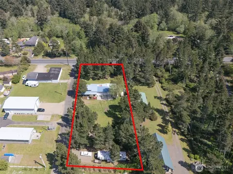 1506 163rd Pl, Long Beach, WA 98631