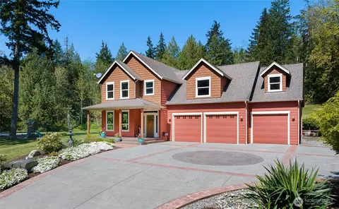 9064 NE Leprechaun Ln, Kingston, WA 98346