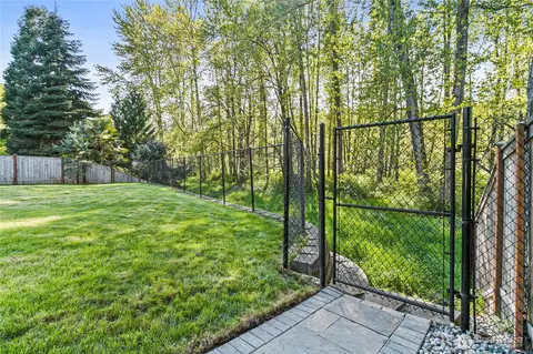 Exterior - 14508 144th Ave E, Orting, WA 98360 photo 6 of 8