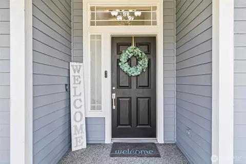 Entry Way - 14508 144th Ave E, Orting, WA 98360 photo 1 of 4