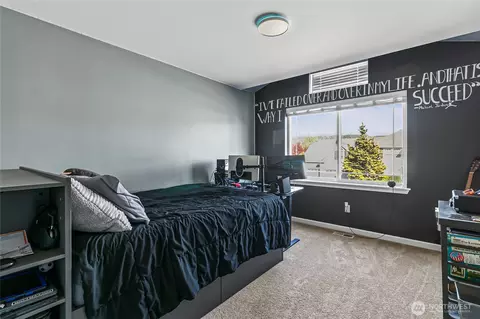 Bedroom - 14508 144th Ave E, Orting, WA 98360 photo 3 of 5