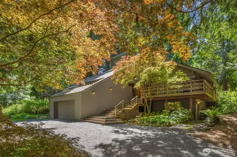 16150 Agate Pass Rd NE, Bainbridge Island, WA 98110