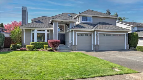 5113 NE 17th St, Renton, WA 98059
