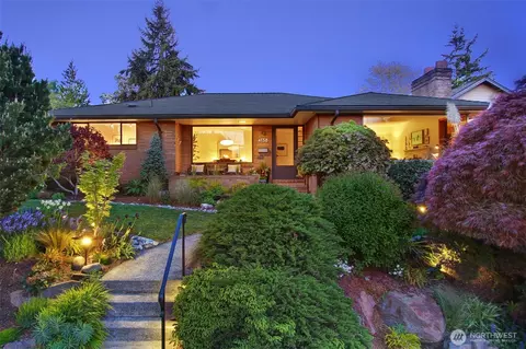 4138 55th Ave SW, Seattle, WA 98116