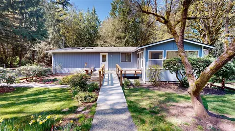 3052 NW Parris Rd, Poulsbo, WA 98370