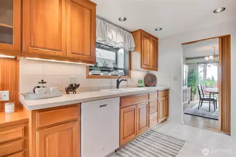 548 6th Ave S, Edmonds, WA 98020 photo 17