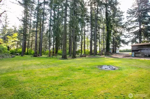 Exterior - 1844 E Pole Rd, Everson, WA 98247 photo 12 of 16