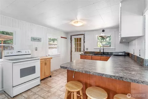 Kitchen - 1844 E Pole Rd, Everson, WA 98247 photo 1 of 5