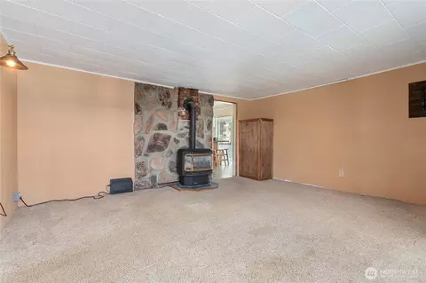 Living - 1844 E Pole Rd, Everson, WA 98247 photo 2 of 3