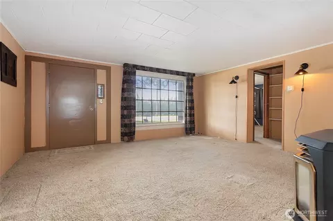 Living - 1844 E Pole Rd, Everson, WA 98247 photo 1 of 3