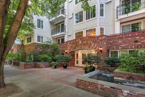 1525 NW 57th St #330, Seattle, WA 98107