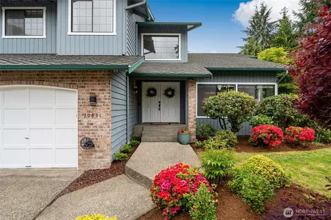Exterior - 10831 40th Ave SE, Everett, WA 98208 photo 2 of 9