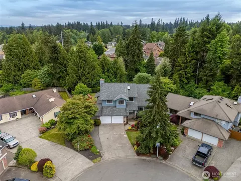 View/Area - 10831 40th Ave SE, Everett, WA 98208 photo 2 of 4