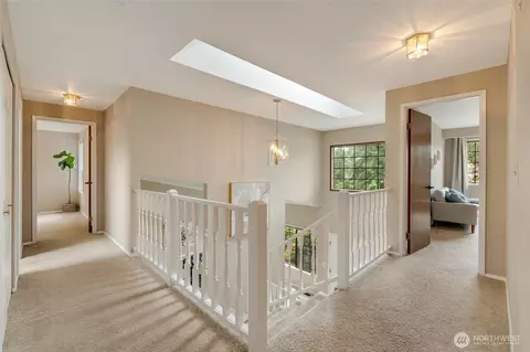 Entry Way - 10831 40th Ave SE, Everett, WA 98208 photo 3 of 3