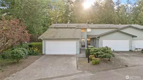 2709 Fir St SE, Auburn, WA 98092
