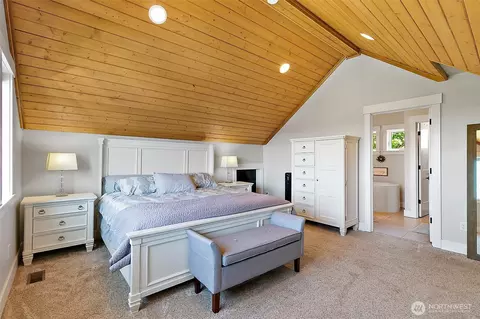 Bedroom - 15306 233rd Ave E, Orting, WA 98360 photo 1 of 5
