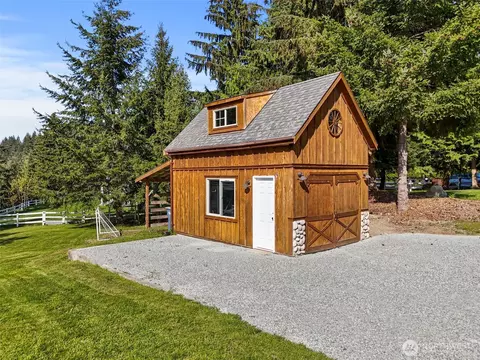 Exterior - 15306 233rd Ave E, Orting, WA 98360 photo 2 of 3