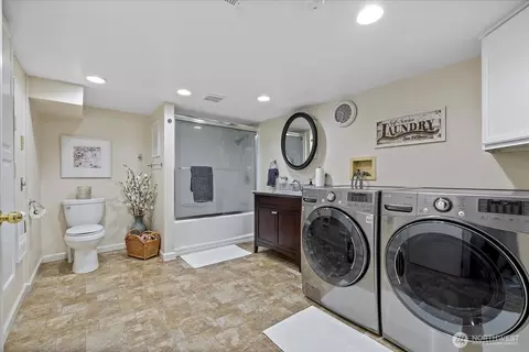 2323 Rucker Ave, Everett, WA 98201 photo 32