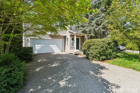 11067 Elliston Way NE, Redmond, WA 98053