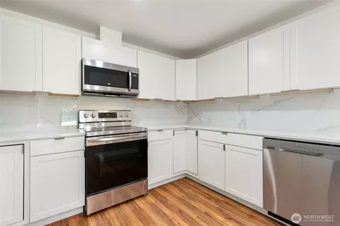 Kitchen - 1612 201st Pl SE #8A, Bothell, WA 98012 photo 3 of 5