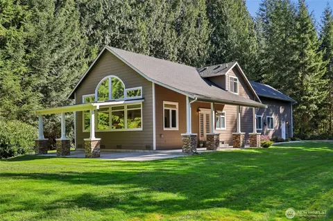 9830 115th Ave NE, Lake Stevens, WA 98258
