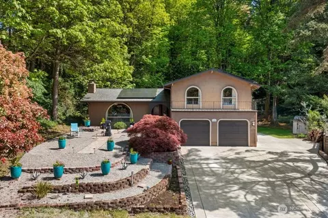 13808 16th Ave SW, Burien, WA 98166