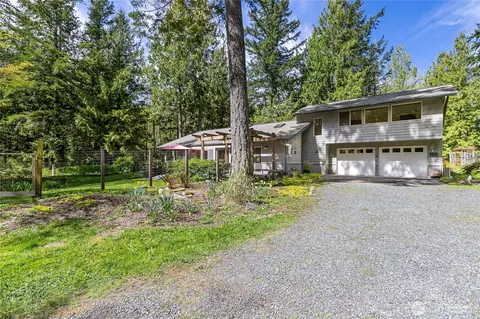 2490 Goshen Rd, Bellingham, WA 98226