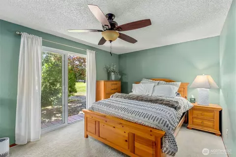 Bedroom - 131 E Vine Maple Ln, Union, WA 98592 photo 1 of 1