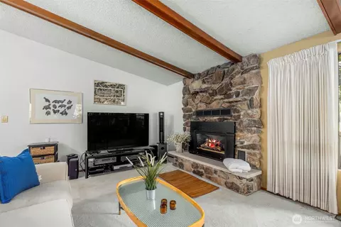 Living - 131 E Vine Maple Ln, Union, WA 98592 photo 3 of 3