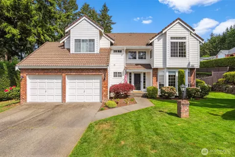 327 Keach Ct, Steilacoom, WA 98388