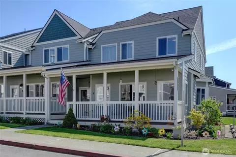 2733 Diamond St #F, Milton, WA 98354