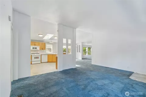Living - 12711 NE 190th St, Bothell, WA 98011 photo 3 of 8