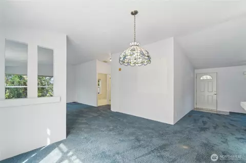 Living - 12711 NE 190th St, Bothell, WA 98011 photo 5 of 8