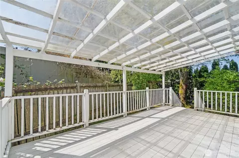 Exterior - 12711 NE 190th St, Bothell, WA 98011 photo 1 of 4