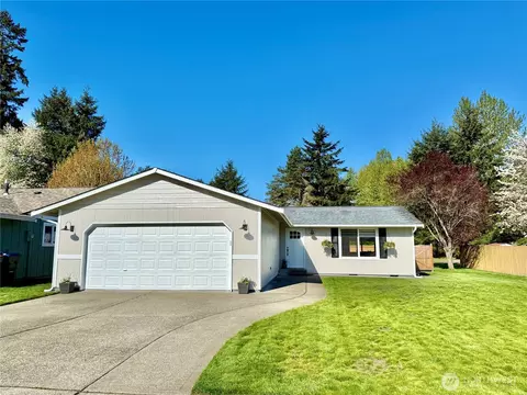 4713 Stikes Dr SE, Lacey, WA 98503