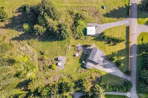 35315 78th Ave E, Eatonville, WA 98328