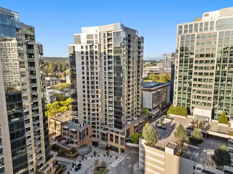 10650 NE 9th Pl #927, Bellevue, WA 98004