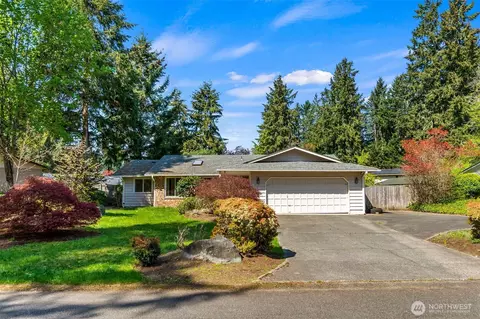 7414 38th Dr SE, Lacey, WA 98503