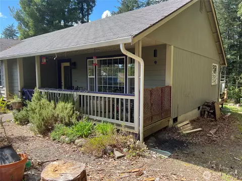 90 E Connemara, Shelton, WA 98584