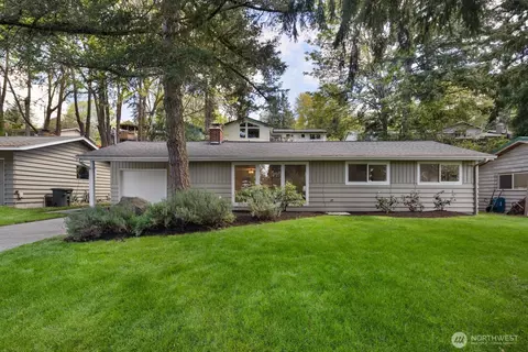 2424 138th Ave SE, Bellevue, WA 98005