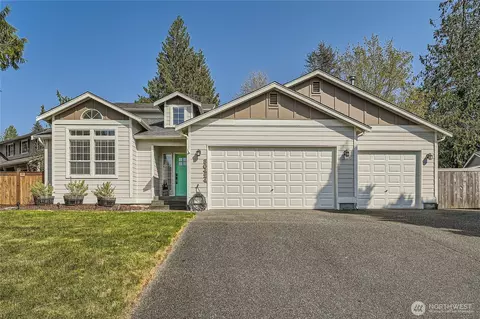 30424 Cumberland Dr, Black Diamond, WA 98010