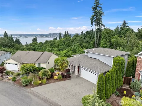 722 Tufts Ave E, Port Orchard, WA 98366