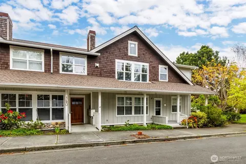 350 Castellano Way #204, Port Townsend, WA 98368