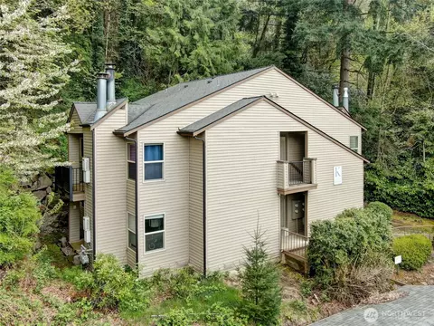 9805 Avondale Rd NE #K-236, Redmond, WA 98052