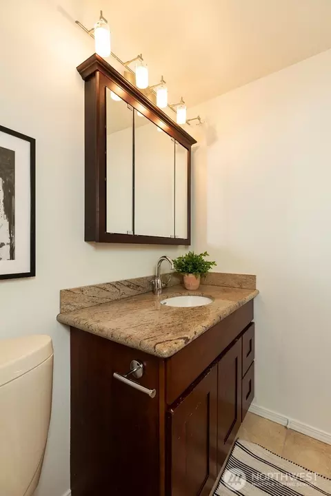 Bath - 1811 E Pike St, Seattle, WA 98122 photo 3 of 5