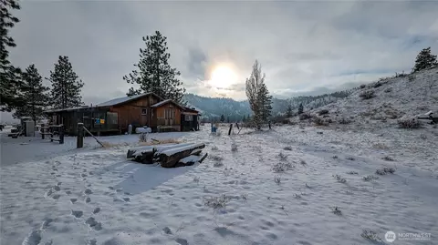 2074 Washington Creek Rd, Chelan, WA 98816