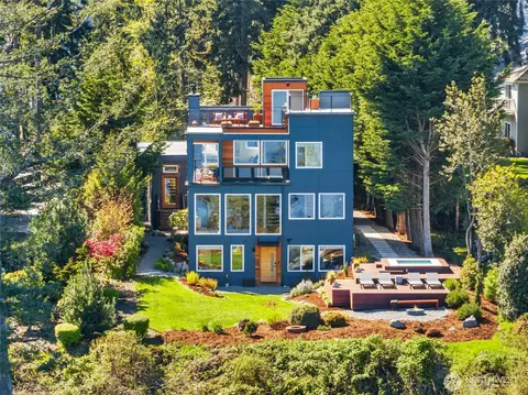 8201 26th Ave NW, Gig Harbor, WA 98332