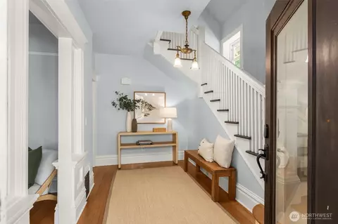 2415 E Spring St, Seattle, WA 98122 photo 4