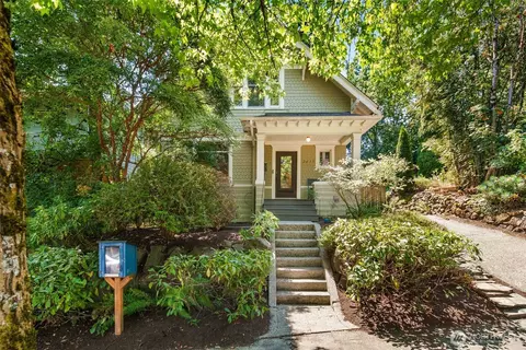 2415 E Spring St, Seattle, WA 98122