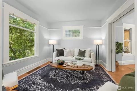 2415 E Spring St, Seattle, WA 98122 photo 7